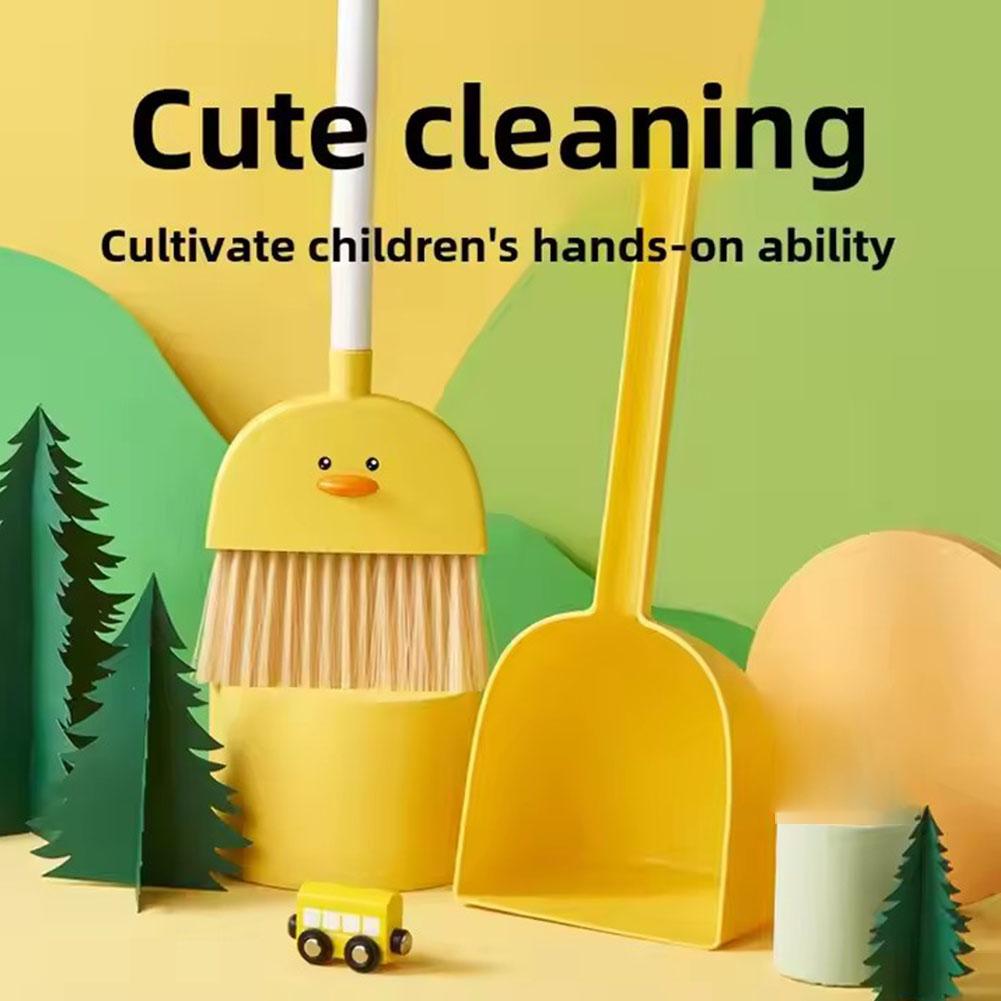 Food Grade PP Children's Mini  - Kids Outdoor Broom 评论和价格